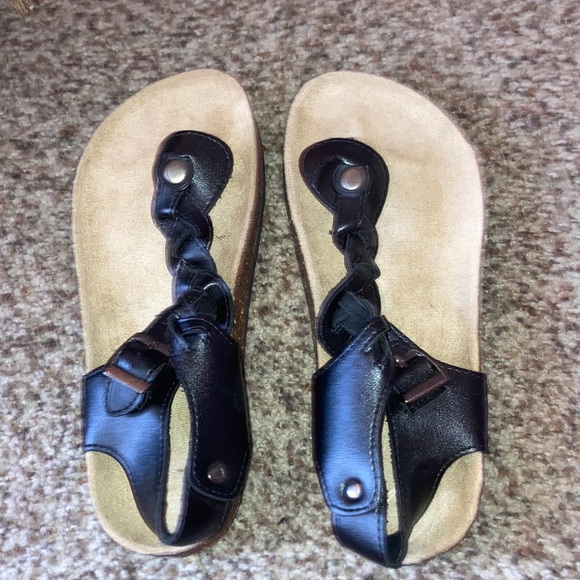 Sandals - Picture 1 of 1
